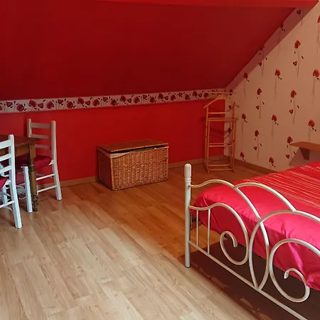 Les Du Relais Bed and Breakfast