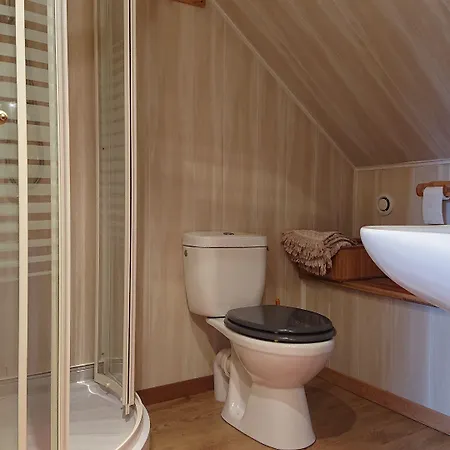 Les Du Relais Bed and Breakfast