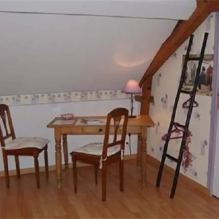 Les Du Relais Bed and Breakfast