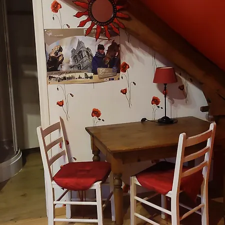 Les Du Relais Bed and Breakfast Liettres