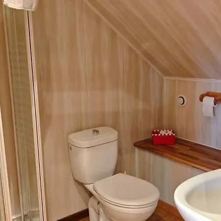 Les Du Relais Bed & Breakfast Liettres