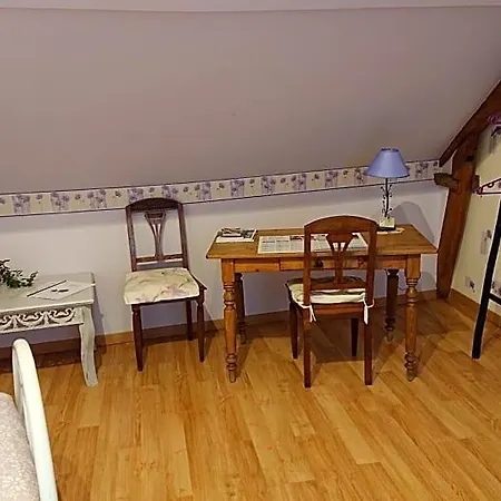 Les Du Relais Bed and Breakfast 3*