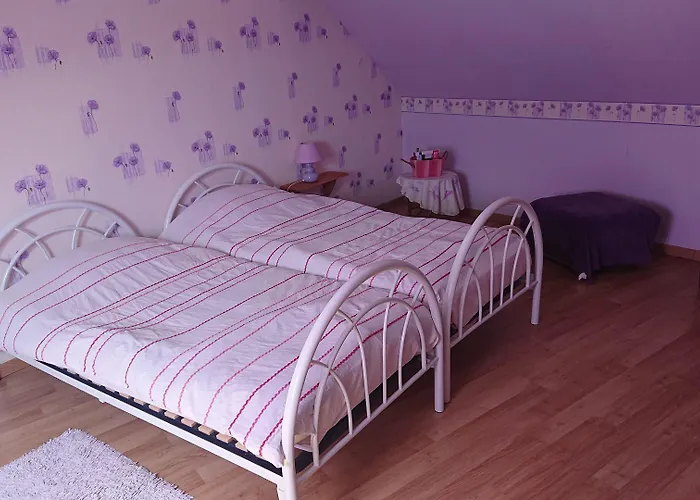 Les Du Relais Bed & Breakfast Liettres